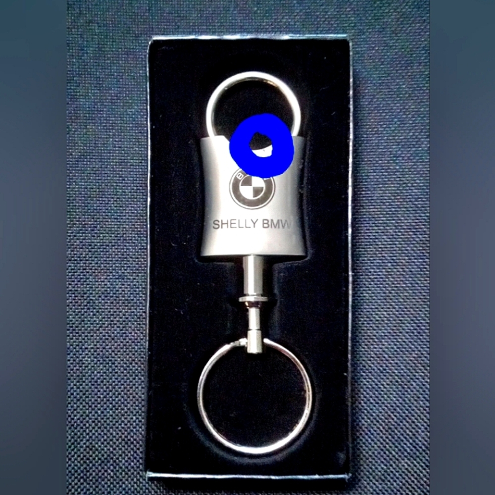 BMW Keychain - Picture 2 of 3